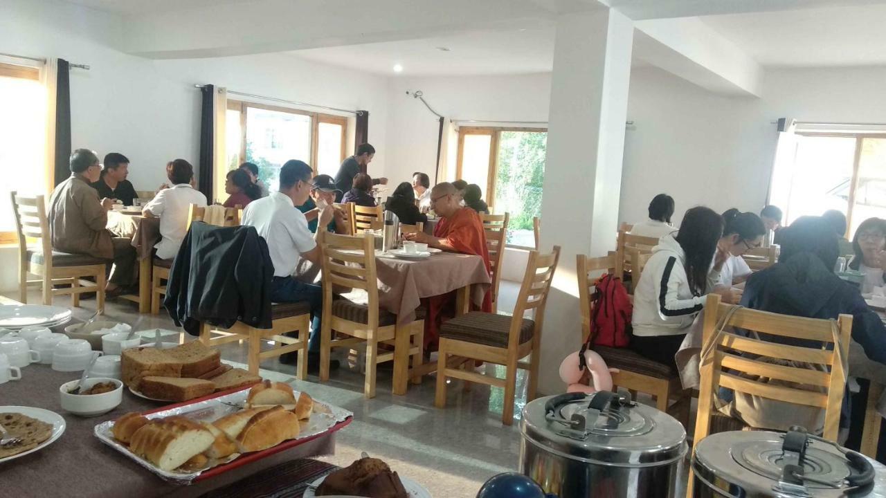 Hunder Residency Hotel Лех Екстериор снимка