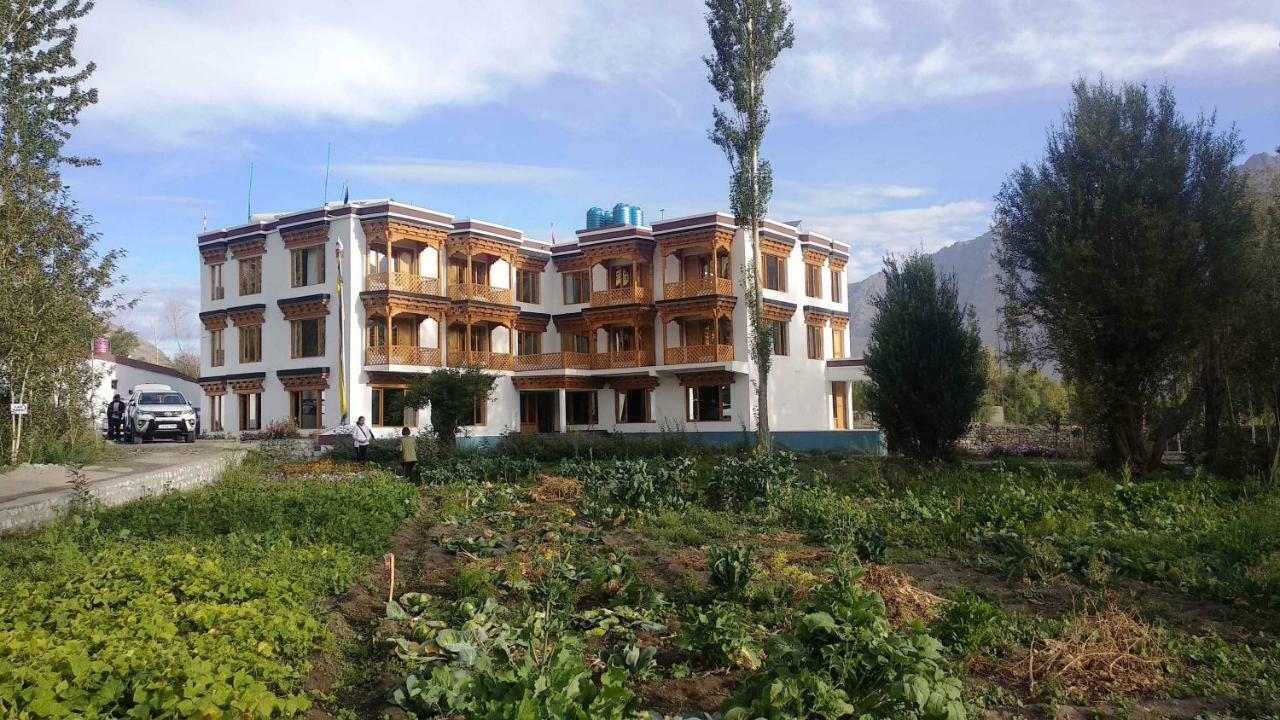 Hunder Residency Hotel Лех Екстериор снимка